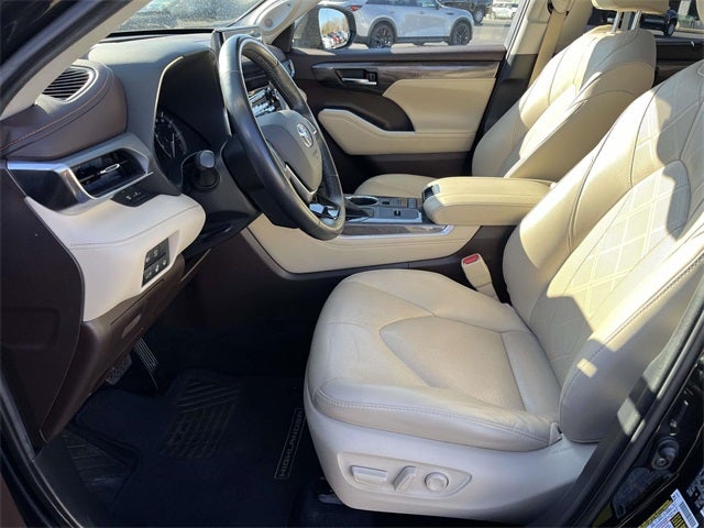 2021 Toyota Highlander Platinum