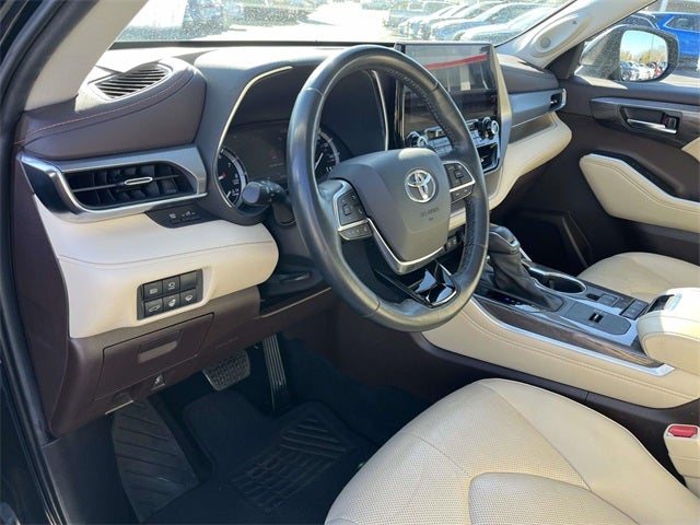 2021 Toyota Highlander Platinum