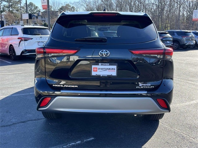 2021 Toyota Highlander Platinum