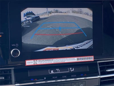 2025 Toyota Sienna LE 8 Passenger