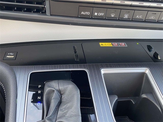 2025 Toyota Sienna LE 8 Passenger