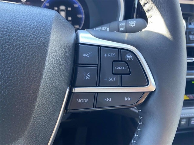 2025 Toyota Highlander Hybrid Limited