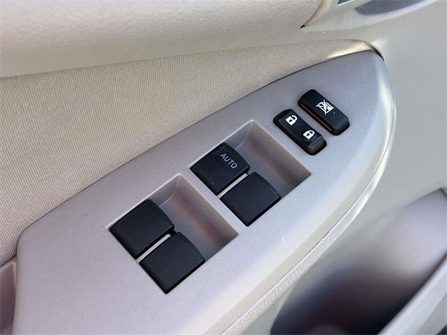 2012 Toyota Corolla LE