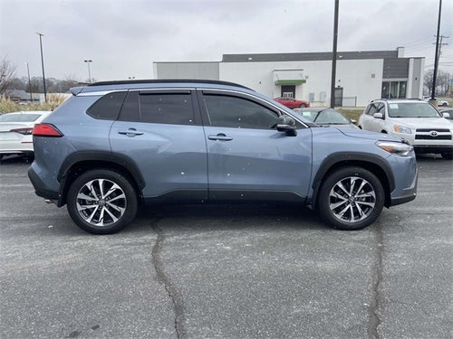 2025 Toyota Corolla Cross XLE