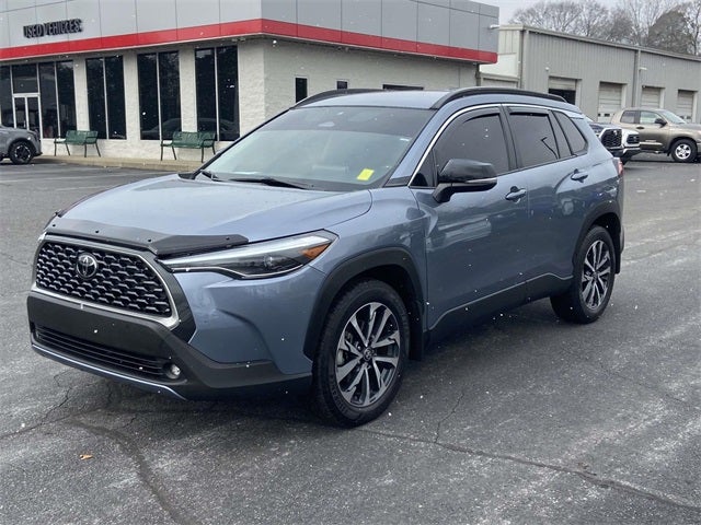 2025 Toyota Corolla Cross XLE
