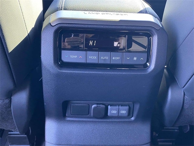 2025 Toyota Land Cruiser Base