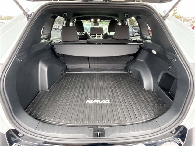 2024 Toyota RAV4 Hybrid SE