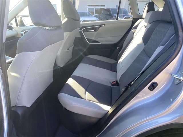 2020 Toyota RAV4 Hybrid XLE