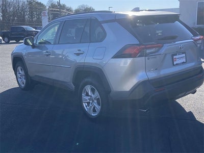 2020 Toyota RAV4 Hybrid XLE