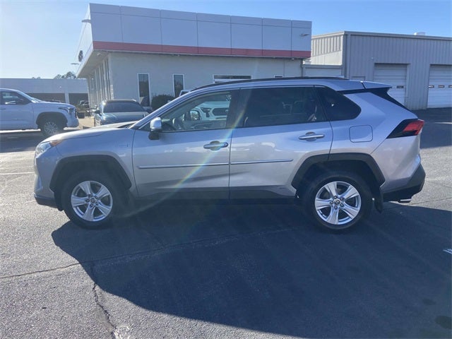 2020 Toyota RAV4 Hybrid XLE