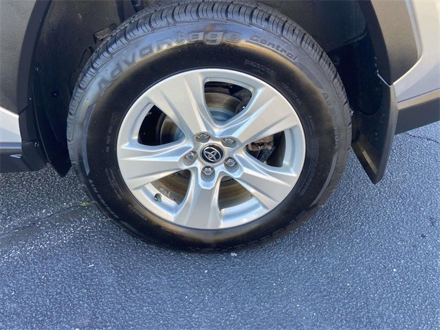 2020 Toyota RAV4 Hybrid XLE